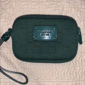 Michael kors wristlet